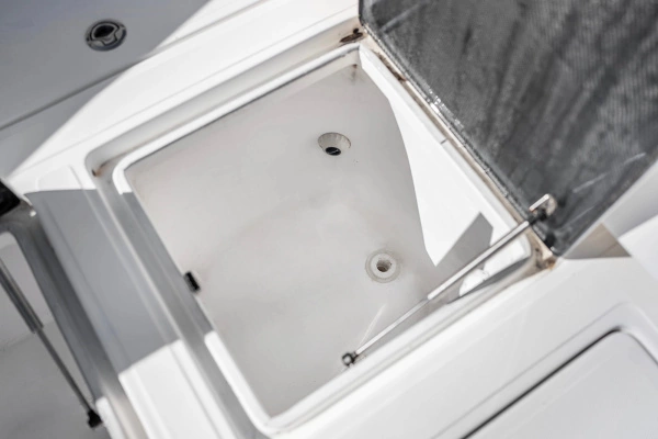 SeaHunter 33 Yacht For Sale