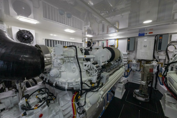 Boujie 82ft Viking Yacht For Sale