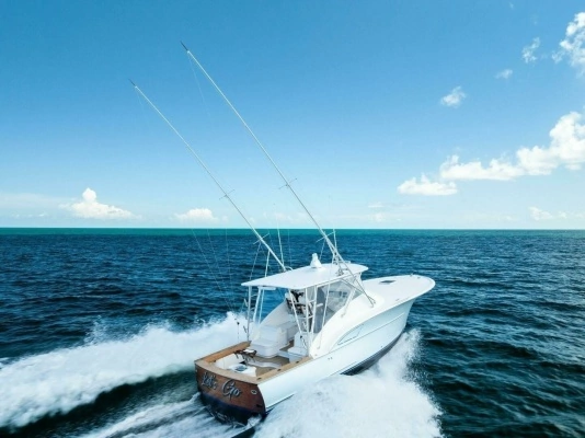 2018 Custom Carolina 35
