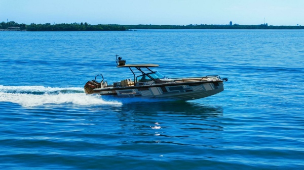 28ft Axopar Yacht For Sale