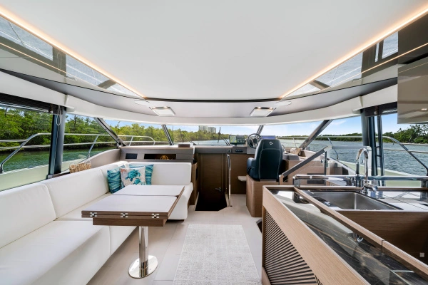 2024 Prestige 48
