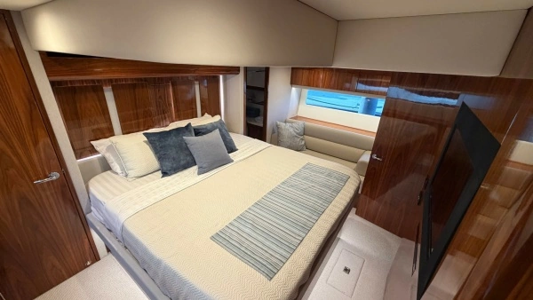 2021 Riviera 60
