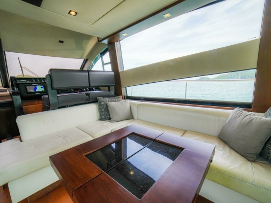 YOLO 50ft Fairline Yacht For Sale