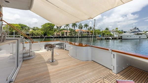 1998 Trinity Yachts 144