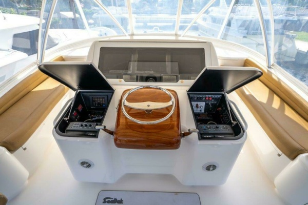 No Collars 66ft Viking Yacht For Sale