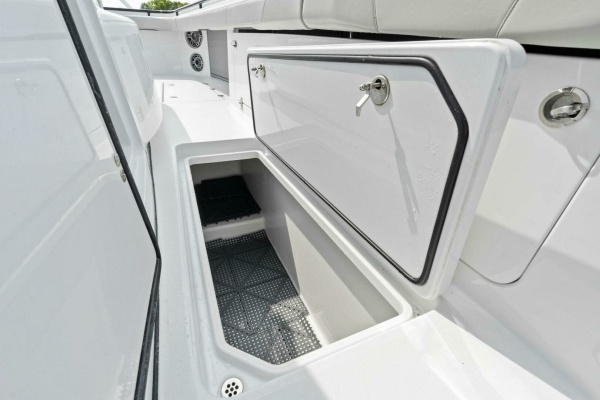 40ft Barker Boatworks Yacht For Sale