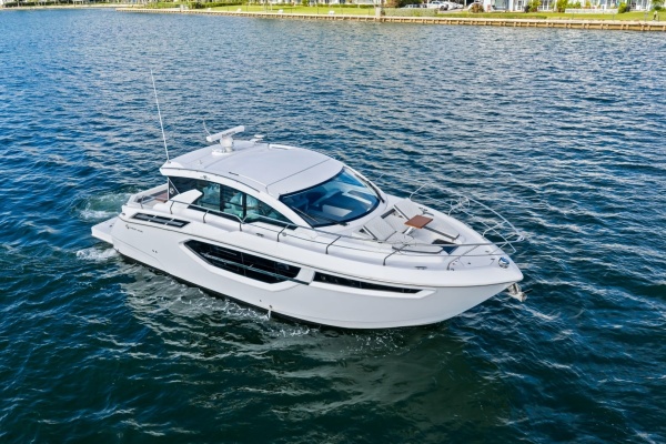 Cruisers 42 SARGAM - Exterior