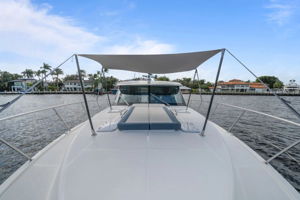 2022 Riviera 57