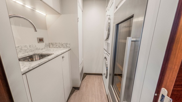 LONE STAR 95ft Ocean Alexander Yacht For Sale