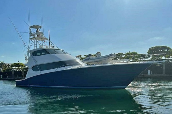 Desperado 77ft Hatteras Yacht For Sale