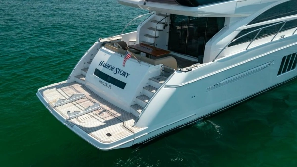 2011 Princess 64