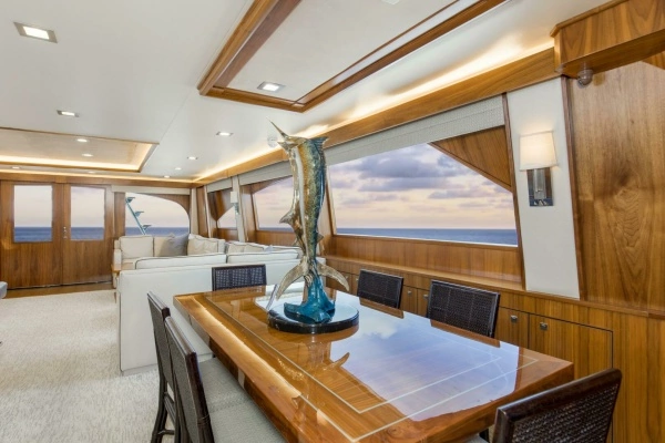 2016 Viking 92