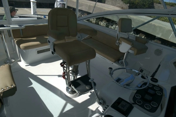 2002 Viking 43