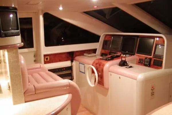 1996 Lazzara Yachts 76