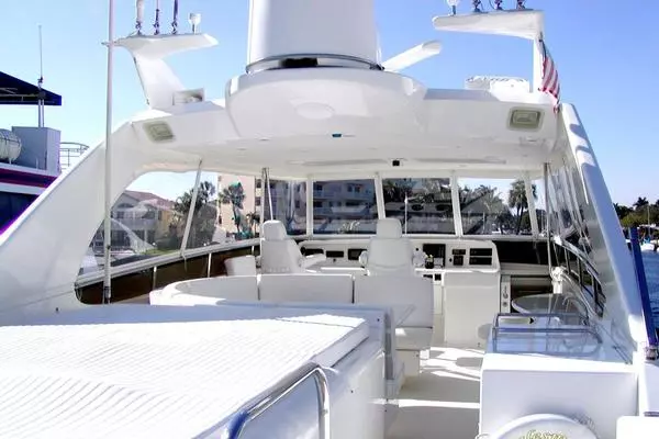 1996 Lazzara Yachts 76