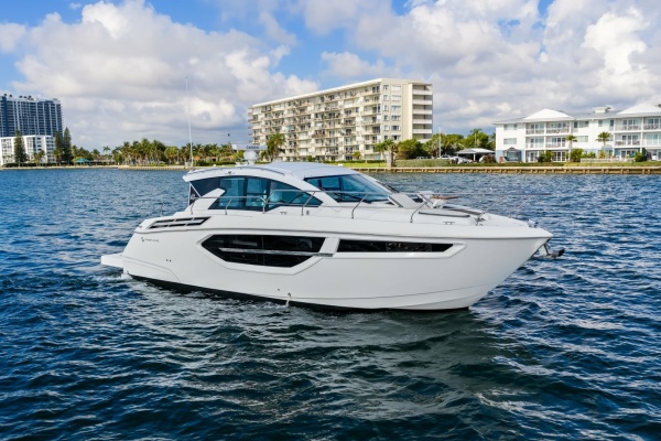 Cruisers 42 SARGAM - Exterior