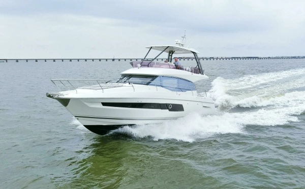 2023 Prestige 46