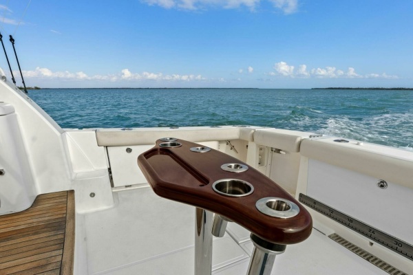 Salty Dach 39ft Tiara Yachts Yacht For Sale