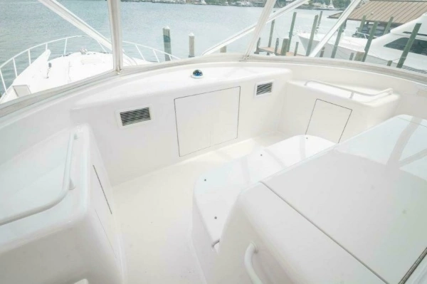 2016 Hatteras 60