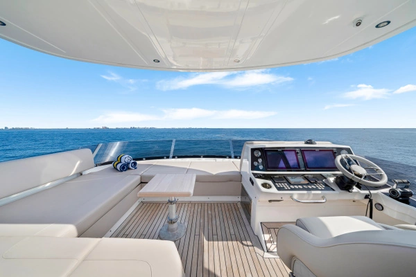 2020 Sunseeker 76