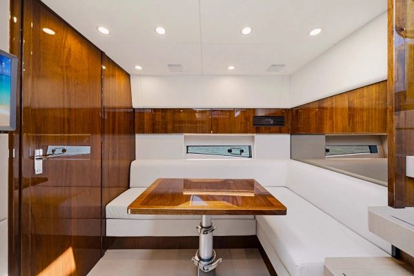 Fairline Squadron 50 Yacht For Sale
