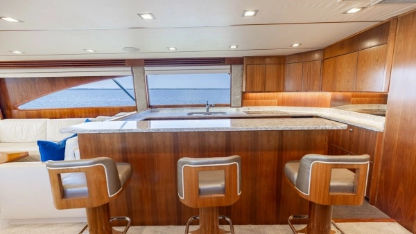 2016 Viking 80