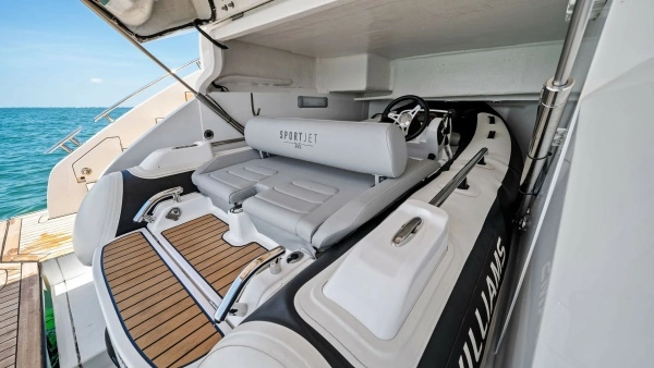 2019 Princess 65