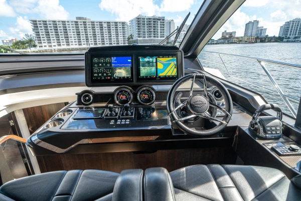 2022 Sunseeker 65