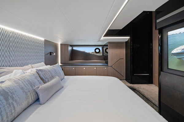 2024 Sunseeker 55