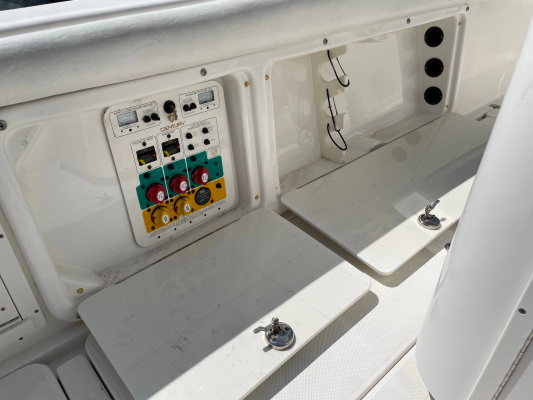 INTENSITY 2 29ft Century Yacht For Sale