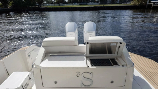 2022 Tiara Yachts 43