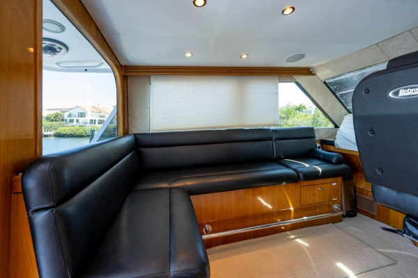 60ft Hatteras Yacht For Sale