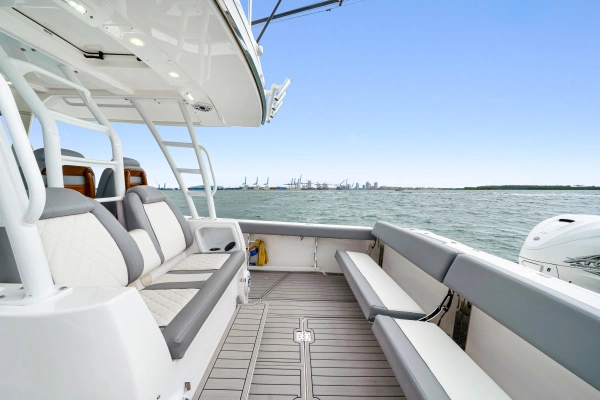 2023 Everglades 39