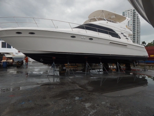 Sea Ray Sedan Bridge Yacht For Sale