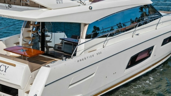 2015 Prestige 55