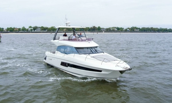 2023 Prestige 46