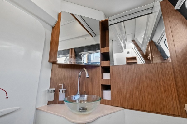 Elettra 52ft Absolute Yacht For Sale