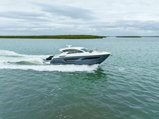 Sweet Caroline 46ft Cruisers Yachts Yacht For Sale