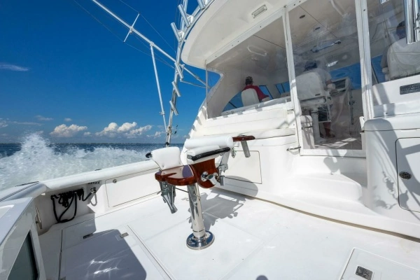 2012 Cabo 40