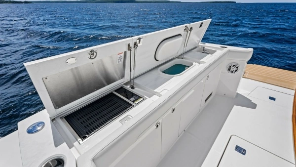 2025 Tiara Yachts 60