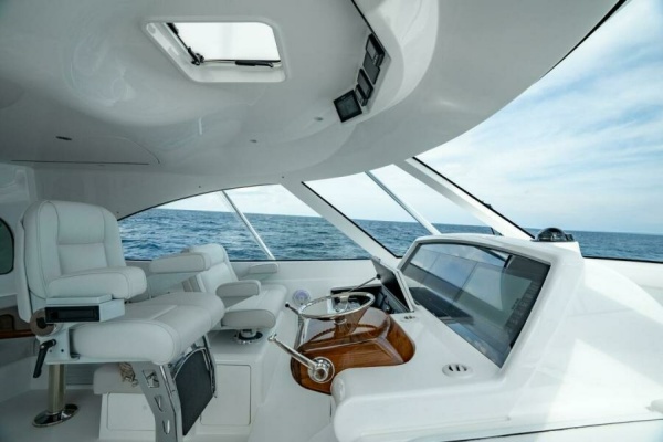 Viking 54 Sport Deck -Helm