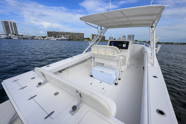 31ft Jupiter Yacht For Sale