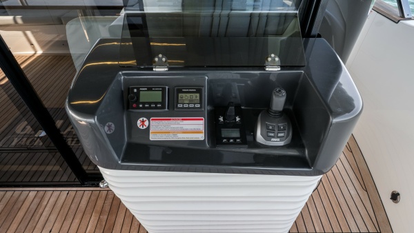 ANDIAMO 58ft Absolute Yacht For Sale