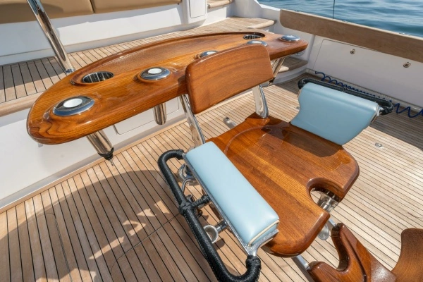 2025 Viking 90