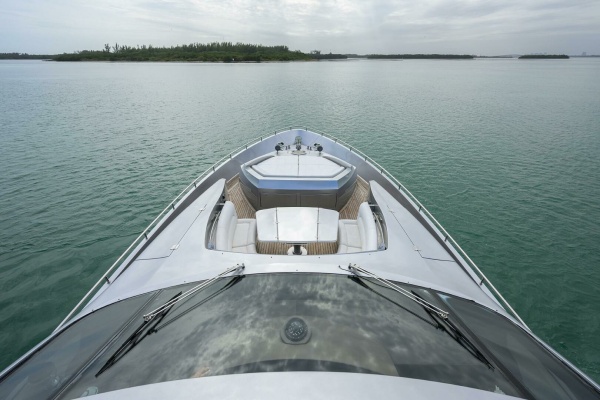 Miura 90ft Pershing Yacht For Sale