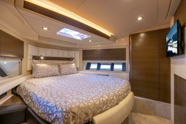A Sea 64ft Azimut Yacht For Sale