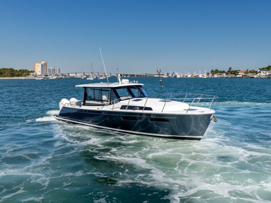 In Stock MJM 42 005 47ft MJM Yacht For Sale