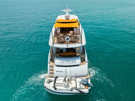 2006 Lazzara Yachts 84