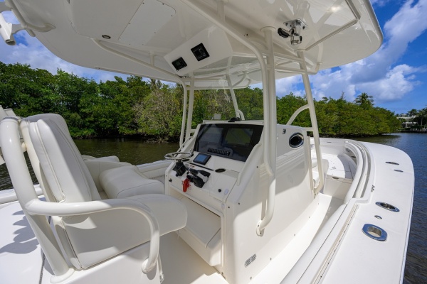 SWEET MELISSA 31ft Regulator Yacht For Sale