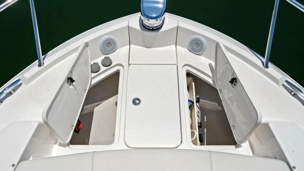 2025 Regal 38